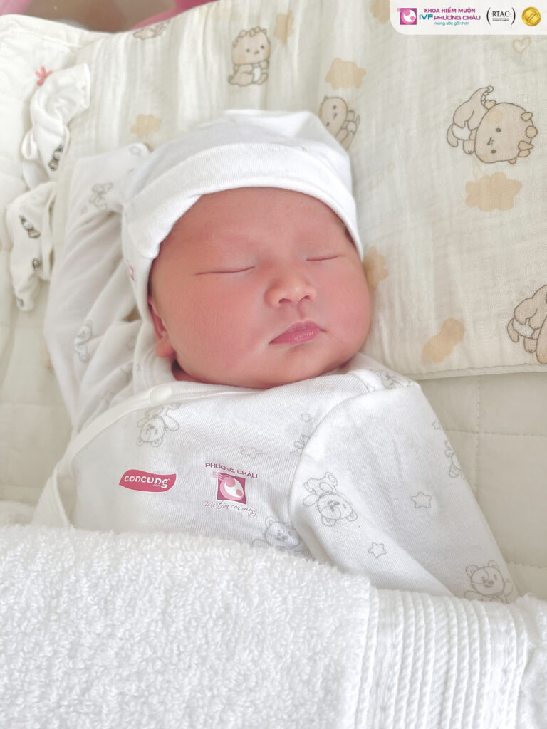 Cô gái “Út mót” kiên cường của mẹ IVF